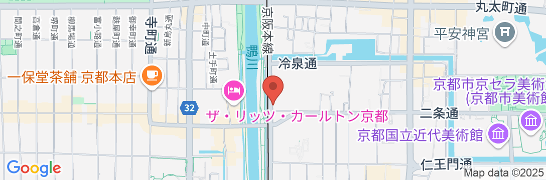 鴨川 J-Houseの地図